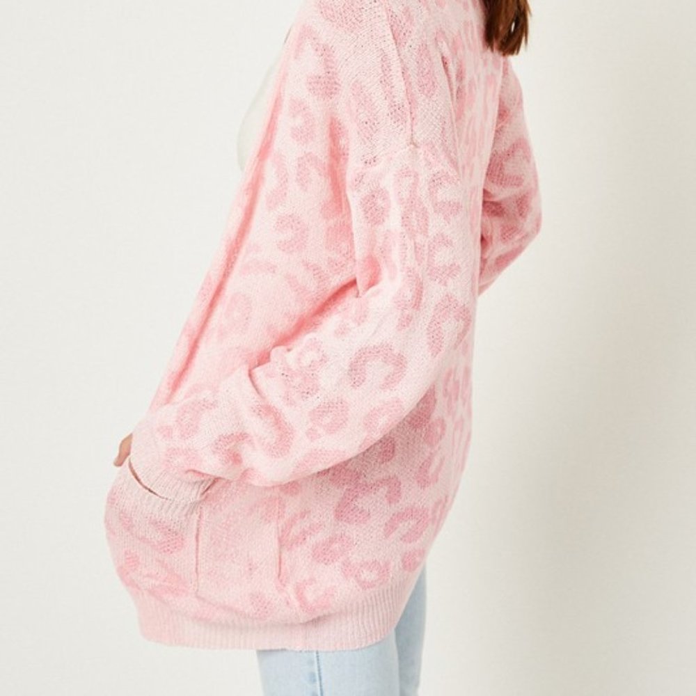 Oversized Pink Lightweight Leopard Knit Cardigan - Picture 7 of 10